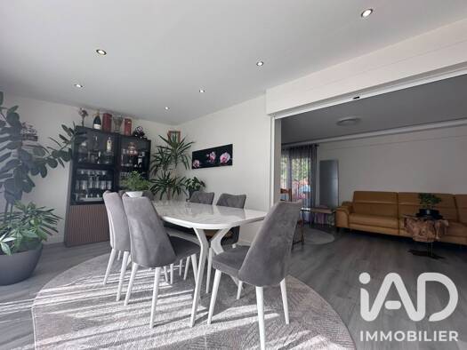 Maison de plain-pied à vendre 348 000 € 4 pièces 3 chambres 100,66 m² 375 m² de terrain Nord Ouest Gretz-Armainvilliers 77220