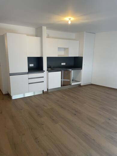 Appartement à louer 800 € 3 pièces 2 chambres 67 m² 2ème étage St Nazaire 44600