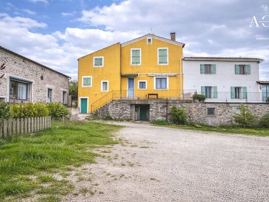 Maison à vendre 159 000 € 6 pièces 4 chambres 127 m² 1 200 m² de terrain Sceautres 07400