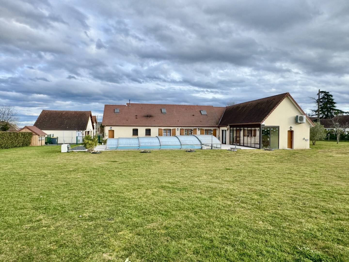 Maison à vendre, 280m², SAINT POURCAIN SUR SIOULE