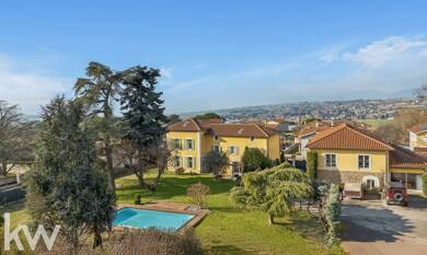 Ferme à vendre 1 180 000 € 6 pièces 5 chambres 298 m² 2 500 m² de terrain Reventin Vaugris 38121