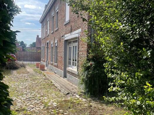 Maison en viager occupé Bouquet 81 000 € 5 pièces 3 chambres 150 m² 855 m² de terrain Quarouble 59243