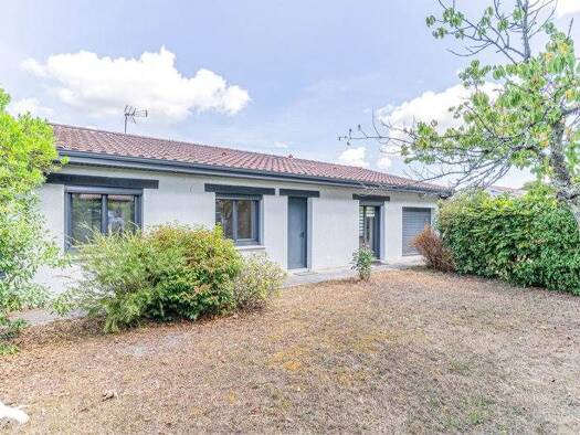 Maison de plain-pied à vendre 314 160 € 4 pièces 3 chambres 87 m² 563 m² de terrain Arsac 33460