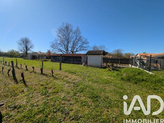 Terrain constructible à vendre 143 000 € 739 m² de terrain Izon 33450