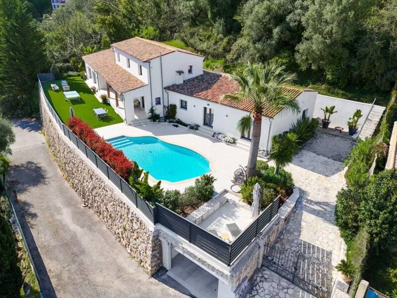Maison à vendre, 300m², TOURRETTES SUR LOUP