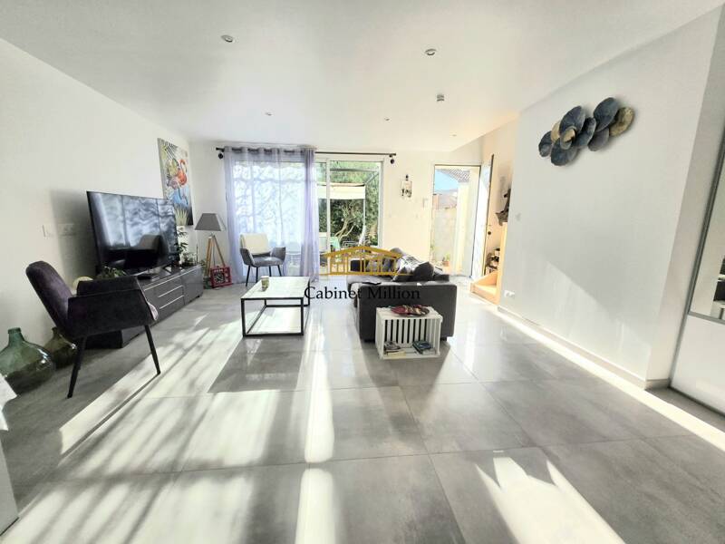 Maison à vendre, 80m², VIC LA GARDIOLE