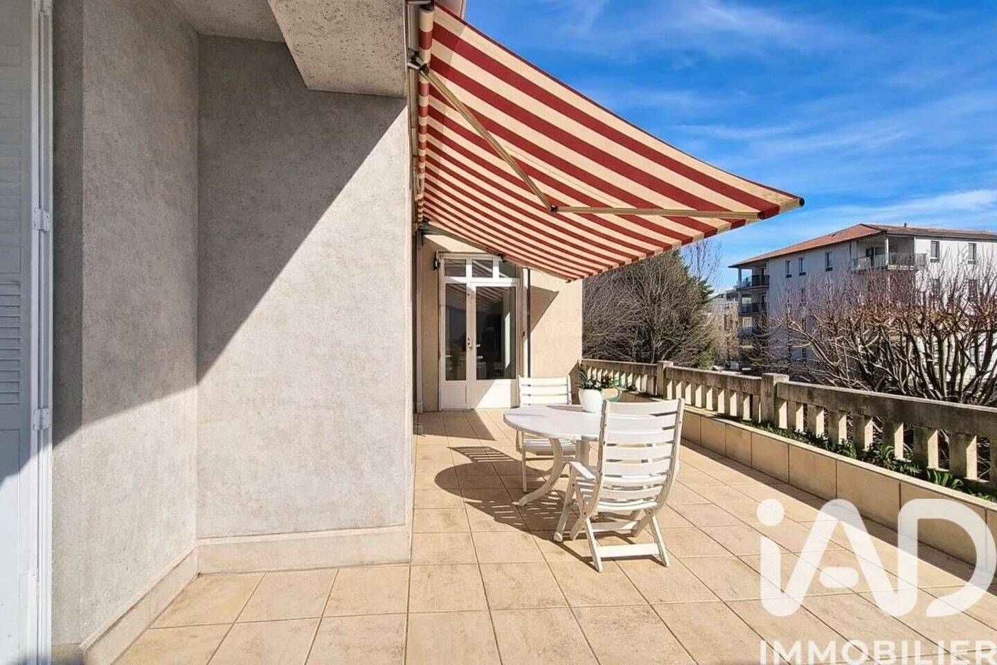 Maison à vendre, 133m², VALS PRES LE PUY