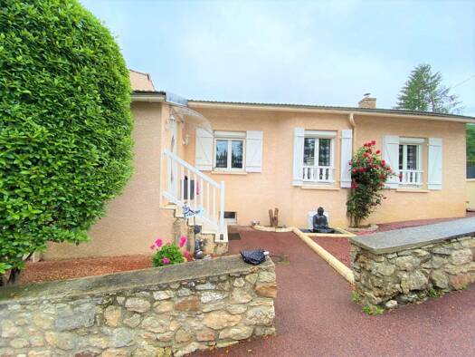 Maison de plain-pied à vendre 729 000 € 7 pièces 5 chambres 197 m² 3 005 m² de terrain Parmain 95620