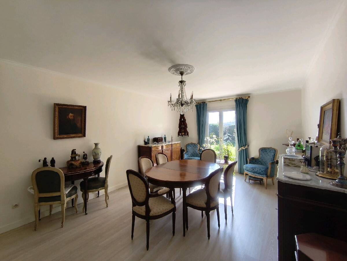 Maison à vendre, 168m², NESLES LA VALLEE