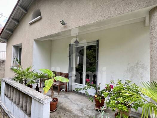 Maison à vendre 155 000 € 3 pièces 2 chambres 67 m² 254 m² de terrain Foirail Bergerac 24100