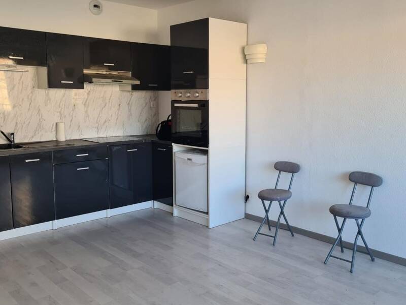 Maison à louer, 25m², MEZE