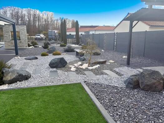 Maison de plain-pied à vendre 333 000 € 4 pièces 2 chambres 103 m² Nord Est Neufchâteau 88300