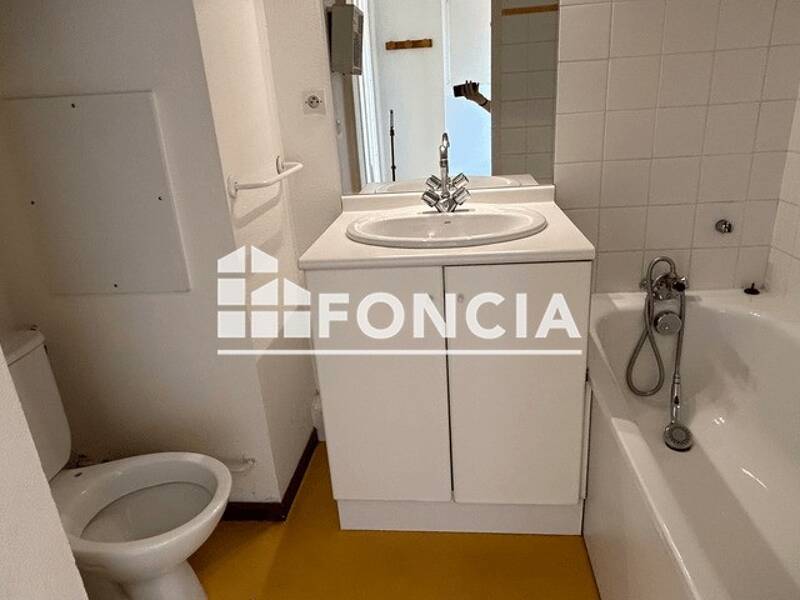 Maison à louer, 18m², SAINT ETIENNE