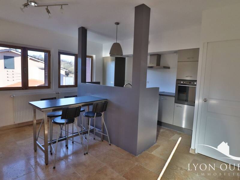 Maison à louer, 93m², CHARBONNIERES LES BAINS