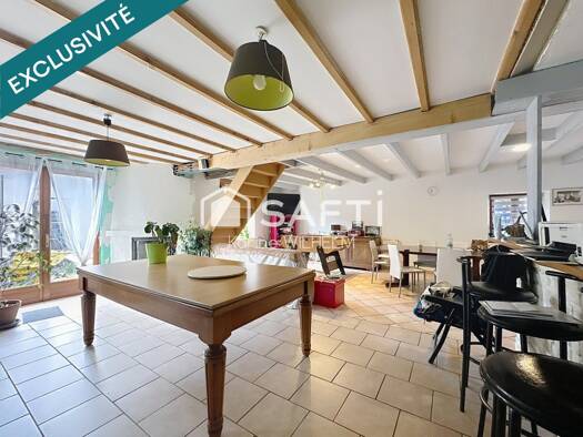 Maison à vendre 195 000 € 8 pièces 3 chambres 200 m² 580 m² de terrain Sanzey 54200