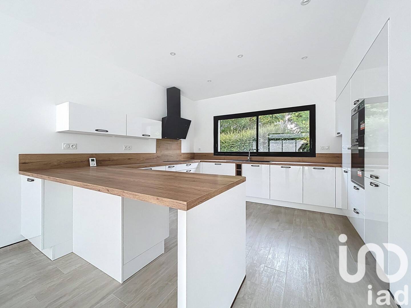 Maison à vendre, 162m², LA MEZIERE