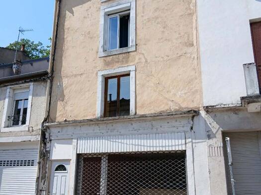 Immeuble à vendre 60 000 € 179 m² Bourbonne-les-Bains 52400