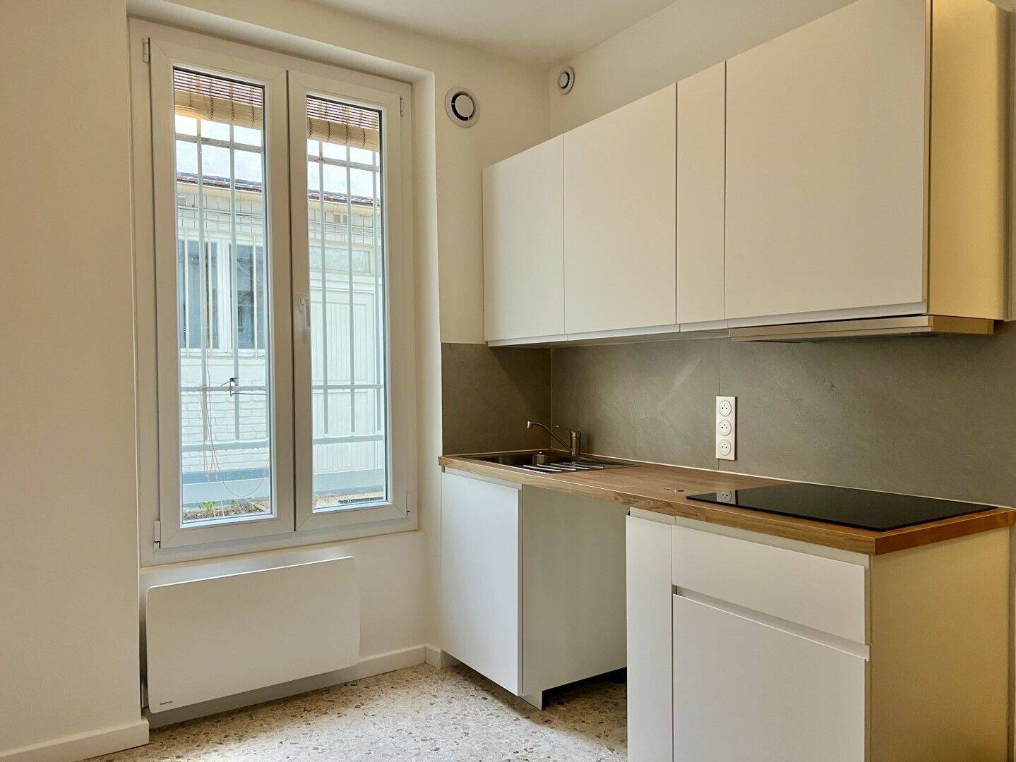 Maison à louer, 27m², LEVALLOIS PERRET