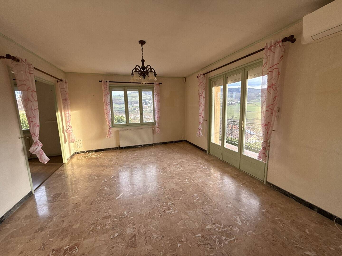 Maison à vendre, 70m², SOURCIEUX LES MINES