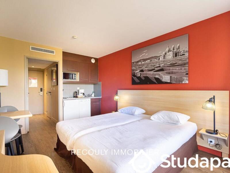 Maison à louer, 22m², MARSEILLE 8E