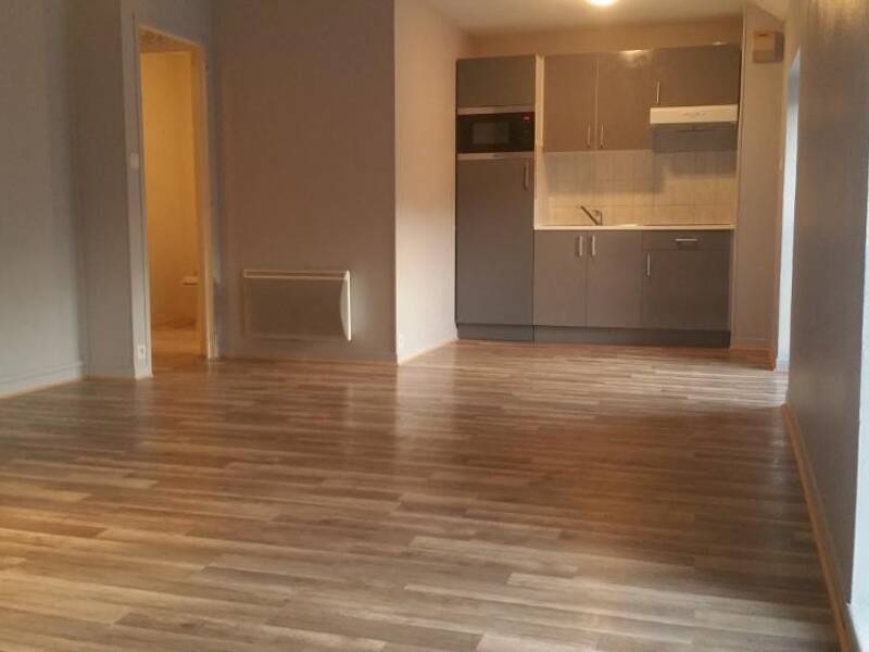 Maison à louer, 52m², PLOUVIEN