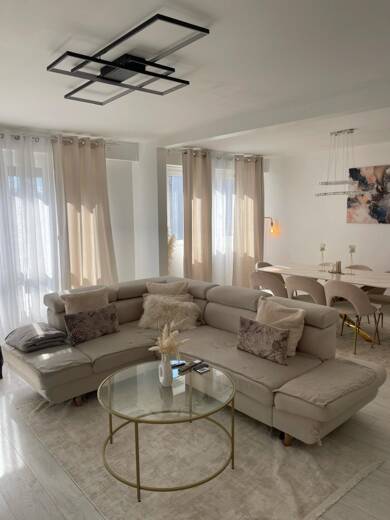 Appartement à louer 1 600 € 4 pièces 2 chambres 74 m² Étage 1/3 Rue de Gravigny Chilly-Mazarin 91380