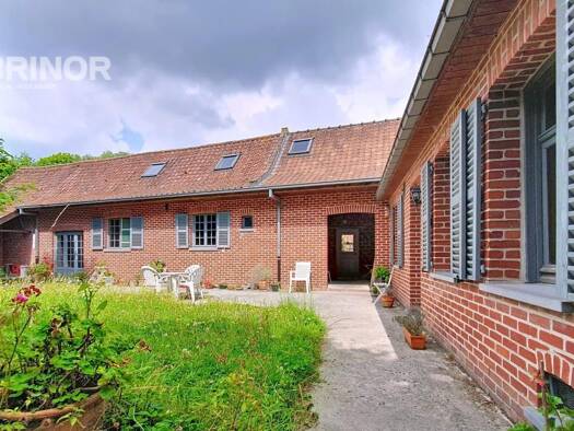 Ferme à vendre 465 000 € 4 pièces 2 chambres 90 m² 1 811 m² de terrain Cysoing 59830