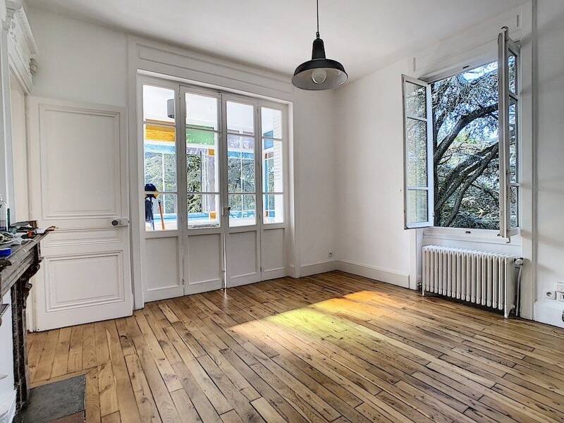 Maison à louer, 162m², CHARBONNIERES LES BAINS