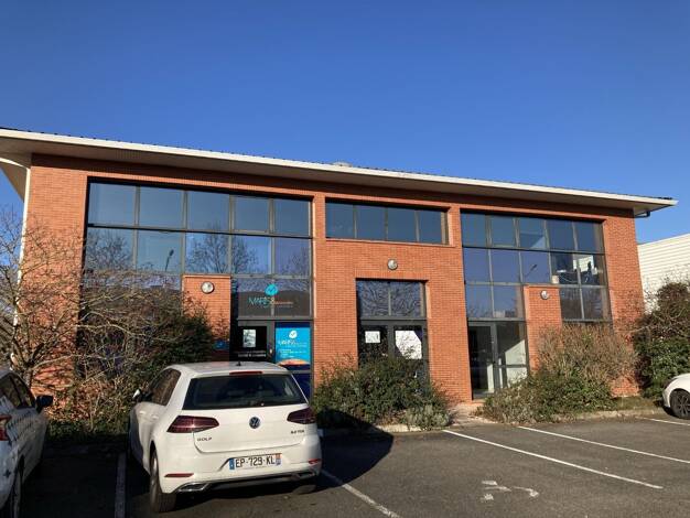 Local commercial à louer 1 627 € 98 m² de surface de vente Gramont Toulouse 31200