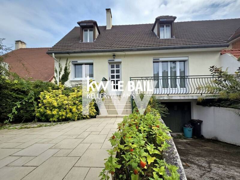 Maison à vendre, 115m², ORRY LA VILLE