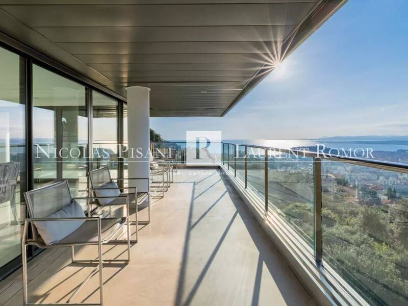 Maison à louer, 138m², VILLEFRANCHE SUR MER