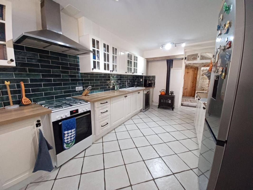 Maison à vendre, 201m², SAINT LEGER MAGNAZEIX