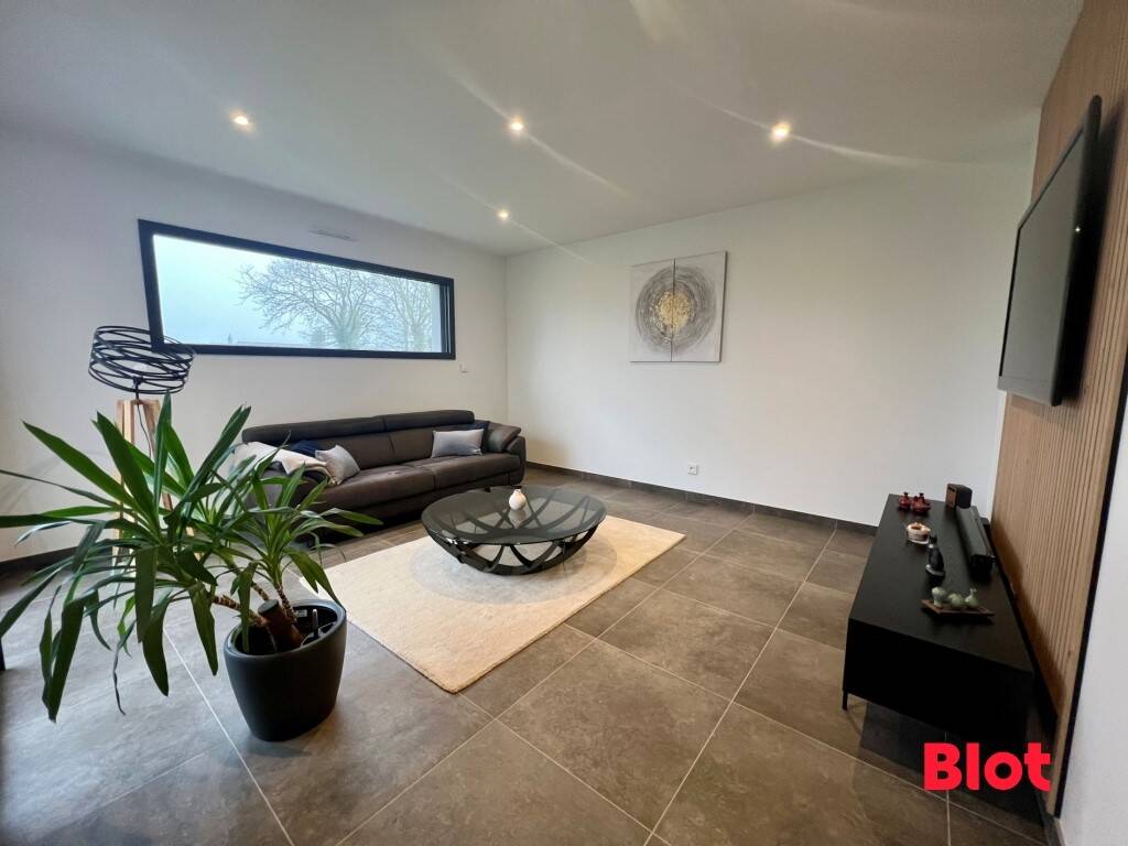 Maison à vendre, 92m², SAINT MEEN LE GRAND