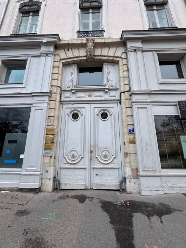 Appartement à vendre 205 000 € 1 pièce 59 m² 5 étages Bellecour-Ainay Lyon 2ème 69002
