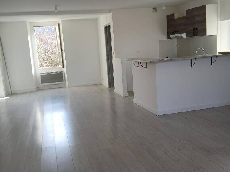 Maison à louer, 87m², NEOULES