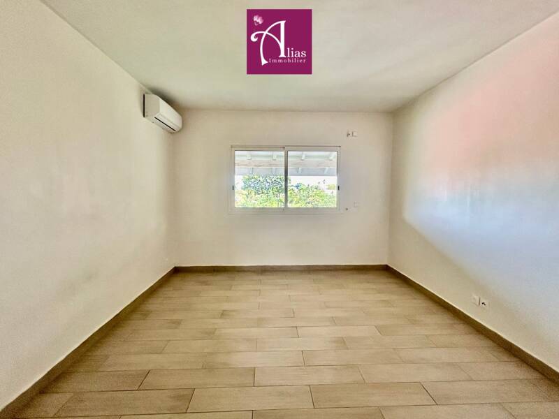 Maison à louer, 163m², PETIT BOURG