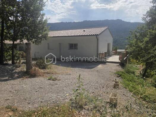 Maison à vendre 290 000 € 4 pièces 3 chambres 90 m² 730 m² de terrain Vesseaux 07200