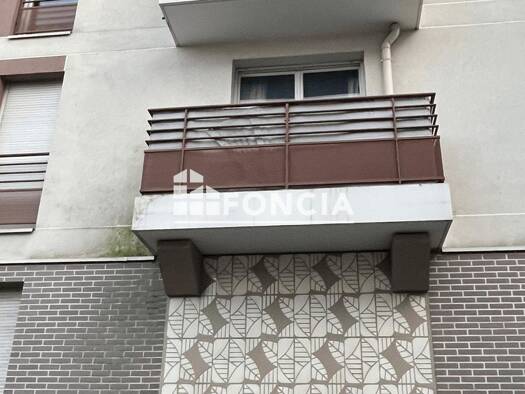 Appartement à vendre 167 000 € 2 pièces 1 chambre 36,7 m² Étage 4/4 Tour Eiffel-Marie-Paul Bert Aulnay-sous-Bois 93600