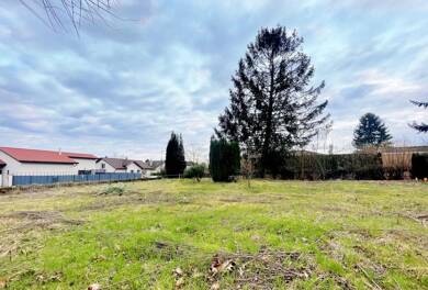 Terrain constructible à vendre 219 000 € 574 m² de terrain Tramoyes 01390