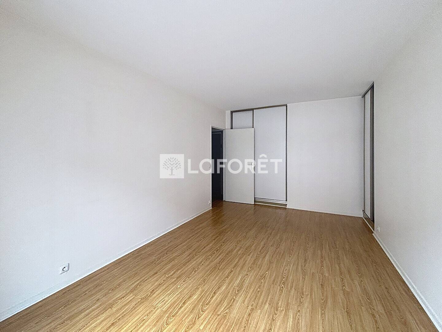 Maison à louer, 38m², LEVALLOIS PERRET
