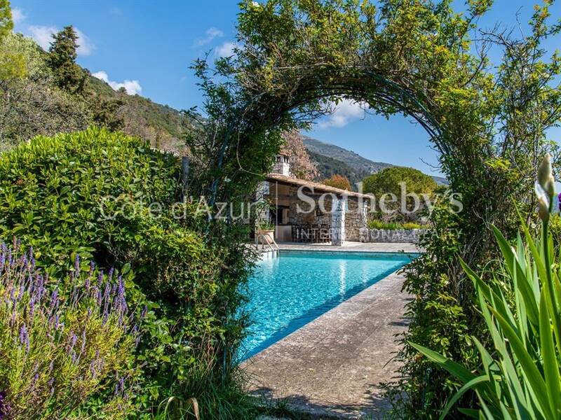 Maison à vendre, 350m², TOURRETTES SUR LOUP