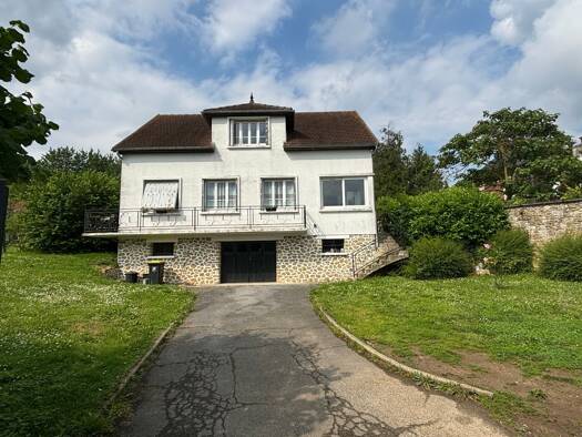 Maison à vendre 290 000 € 7 pièces 5 chambres 150 m² 1 284 m² de terrain Giraumont 60150
