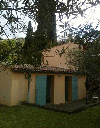 Appartement à louer 1 200 € 2 pièces 1 chambre 45 m² RDC Granettes-Jauberte-Sainte Anne Aix-en-Provence 13080