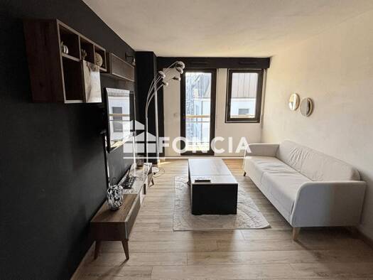 Appartement à louer 1 150 € 2 pièces 1 chambre 43,2 m² RDC Le Port Galand Bourg-la-Reine 92340