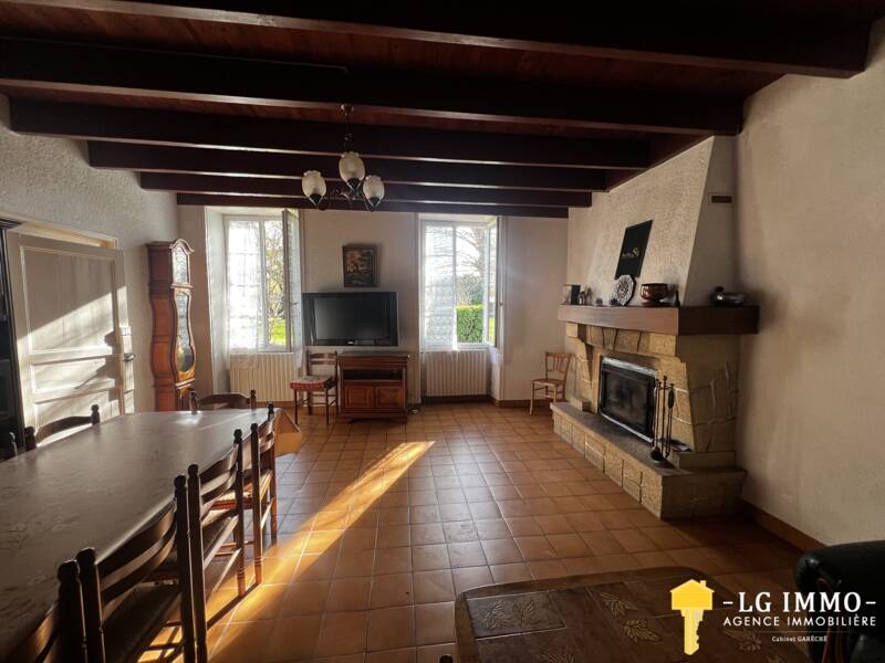 Maison à vendre, 177m², SAINT THOMAS DE CONAC