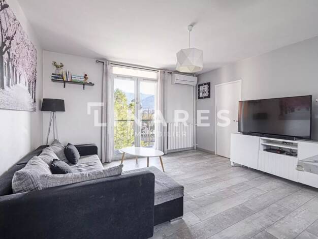Appartement à vendre 215 000 € 5 pièces 4 chambres 93 m² 2ème étage Saint Loup Marseille 10ème 13010