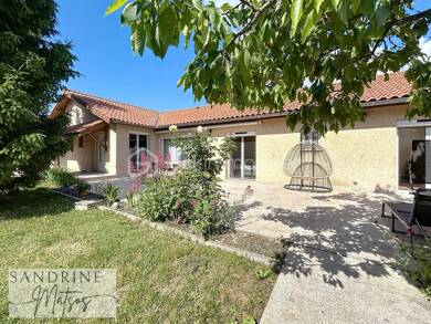 Maison de plain-pied à vendre 525 000 € 6 pièces 4 chambres 144 m² 1 000 m² de terrain Beynost 01700