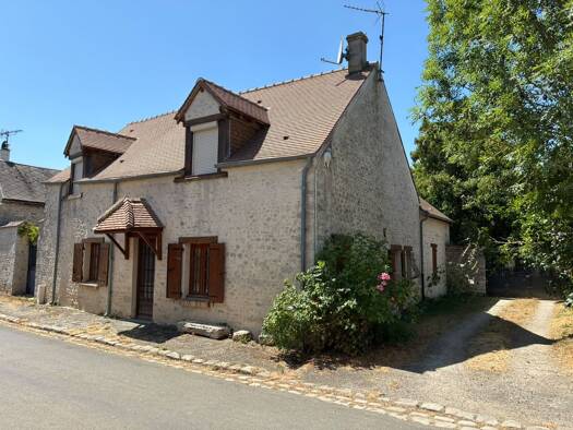 Maison de plain-pied à vendre 179 000 € 5 pièces 4 chambres 143,18 m² 340 m² de terrain Angerville 91670