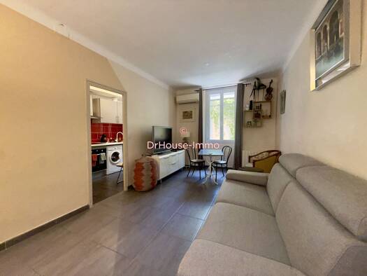 Appartement à vendre 128 000 € 1 pièce 33 m² RDC/1 Castellane Marseille 6ème arrondissement 13006