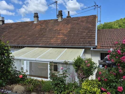 Maison de plain-pied à vendre 148 000 € 4 pièces 3 chambres 72,22 m² 412 m² de terrain Est Lillebonne 76170